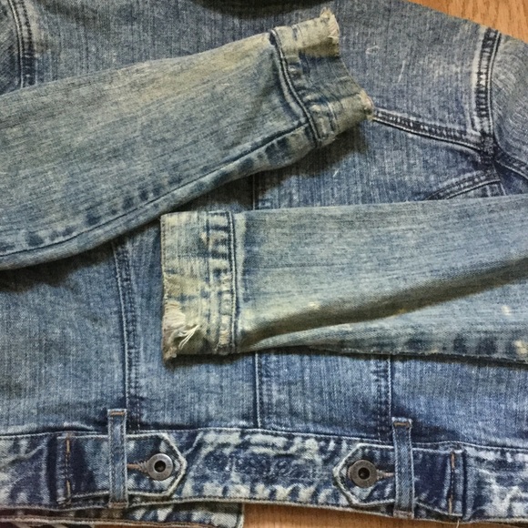 Guess Denim Jacket😎✌🏽☯️ - Picture 5 of 8